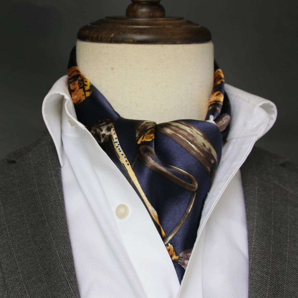 Britischer Herren-Seidenschal, – Face Scarf Mask Bewertung und Preis